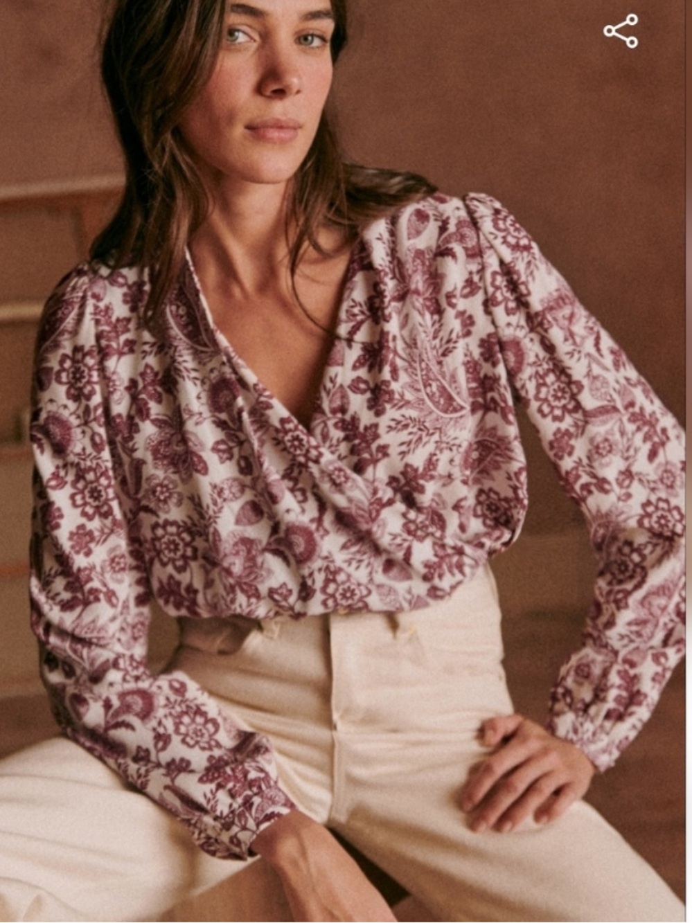 Sézane Abelia blouse Ghalia ecru 34/2 Mauve Floral Wrap Blouse on Cream